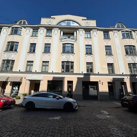 Апартаменти Loft Eclectique *